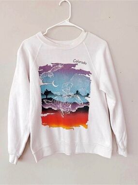 Colorado Graphic Sweatshirt - White with Sunset Print